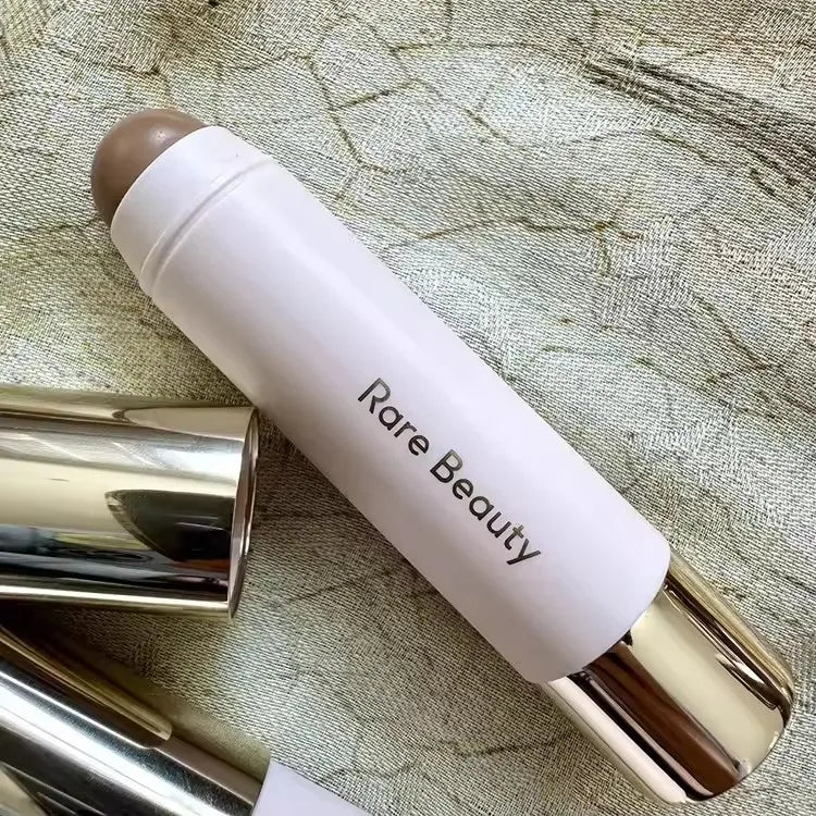 Rare Beauty Effortless bronzer texture