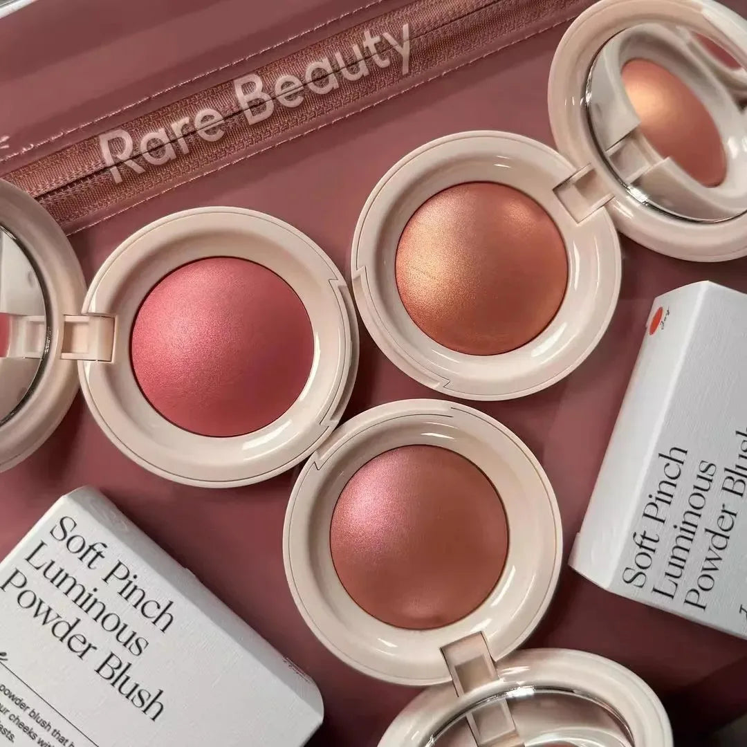 Soft Pinch blush Joy swatch close up